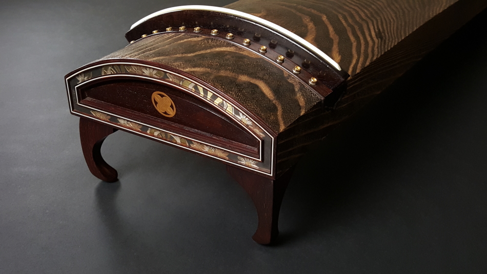 厳選中古品 琴）くり甲琴・玉縁紅木巻 WKT-TKOTO18【和楽器市場・本館】