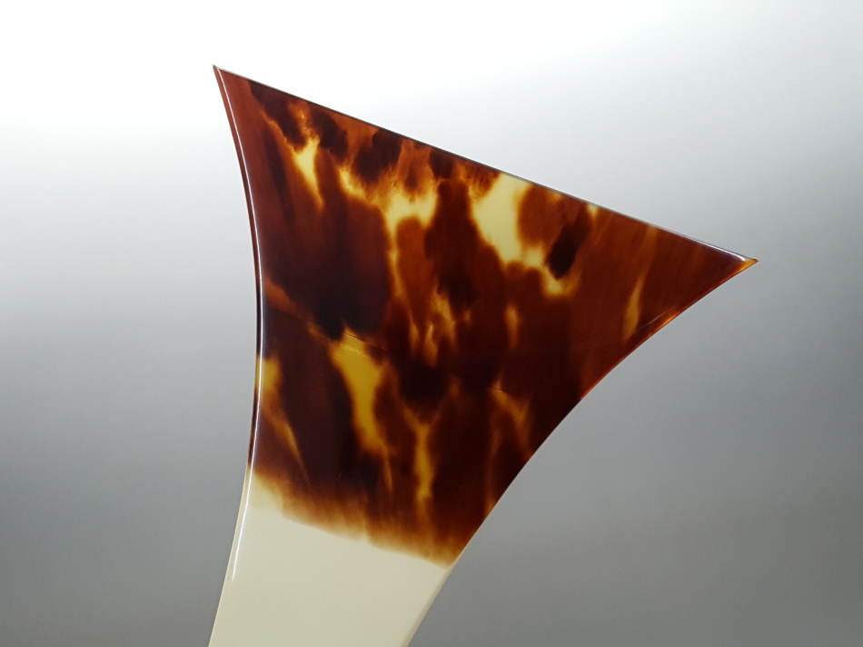 厳選中古品】津軽三味線用鼈甲撥・高山製 TBATI002【和楽器市場】