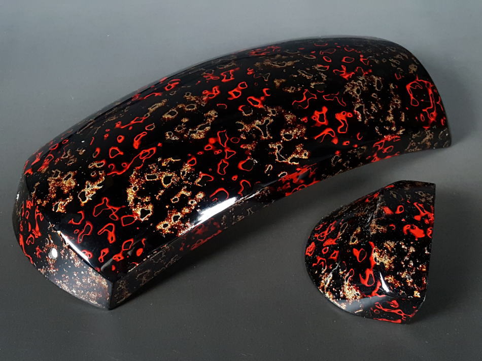 津軽塗胴掛け（レッド／ブラック）