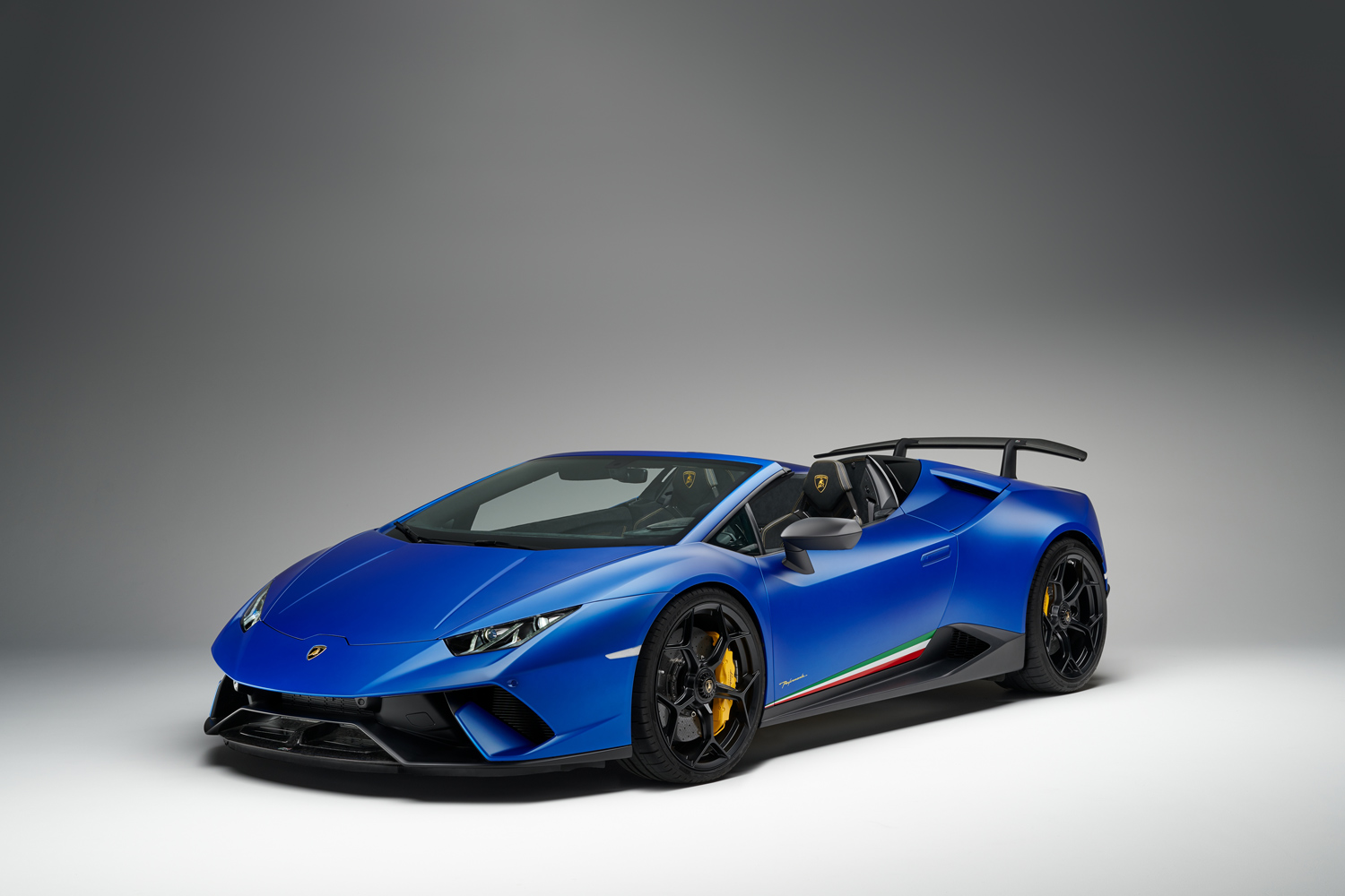 ランボルギーニ・ウラカン ペルフォルマンテ スパイダー 内装・外装