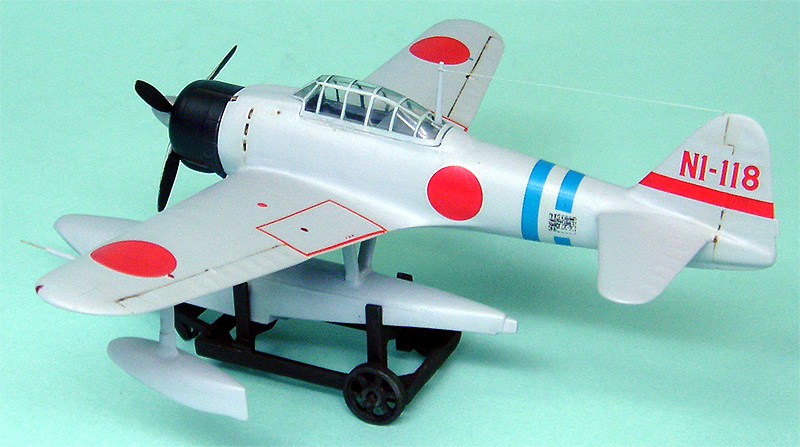 二式水上戦闘機 （LS75 /ハセガワ72）