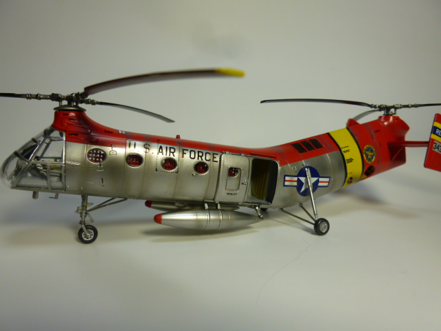 H21フライングバナナアメリカレスキュー仕様 (イタレリ 1/72)