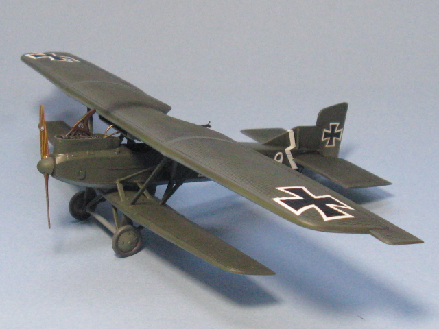 ユンカース J.I W.W.I ドイツ空軍 全金属製 直協機 (エデュアルド 1/72)