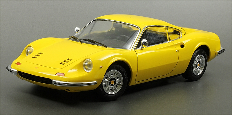フェラーリ ディノ 246GT （フジミ 1/24）＞ カープラモデル製作
