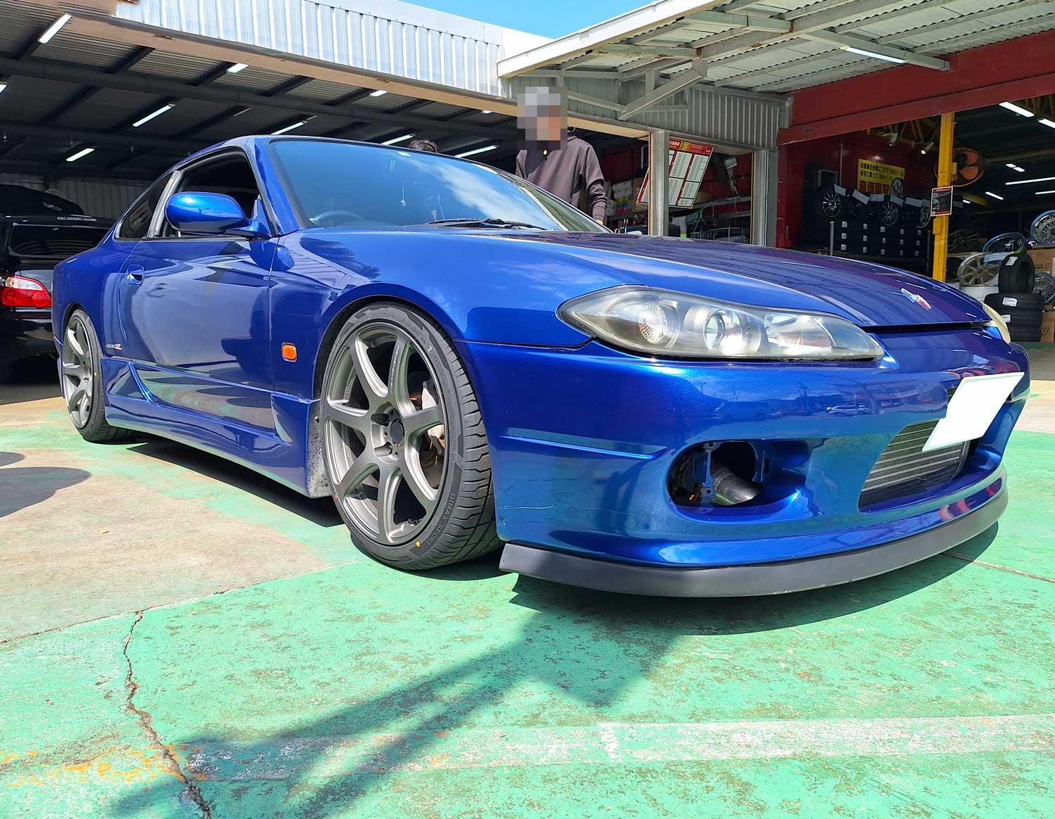 日産 シルビア(S15) EMOTION T7R 18×8.5J/9.5J RADAR Dimax Sport 225