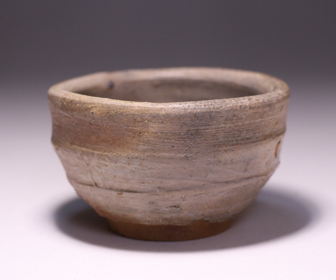 蔵出し品 備前焼 県無形文化財 松井與行 壺(花器、壷)｜売買された