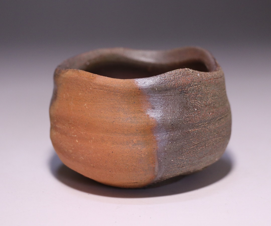 中村和樹 作 「備前ビール呑」 ～備前焼専門卸小売店 川口陶楽苑～