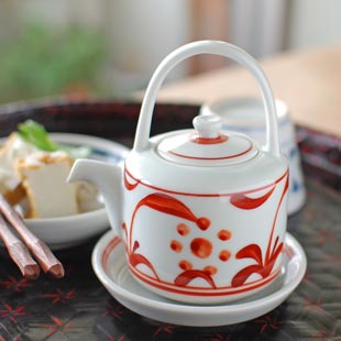 砥部焼の和食器 梅山窯の醤油さし