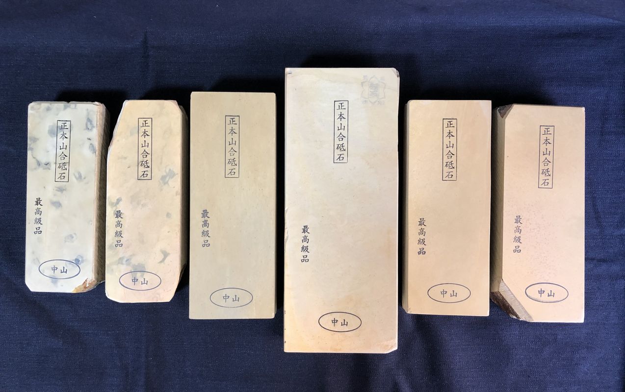 天然砥石 中山合砥 環巻 極上 388g 天然砥石 中山合砥 環巻 極上 388g