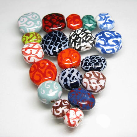 10-139ケニアセラミックビーズ（小型）