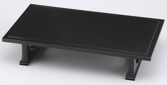 平卓（飾台） 黒呂色 363,000円（税込） | 輪島塗の塗師屋 輪島漆器