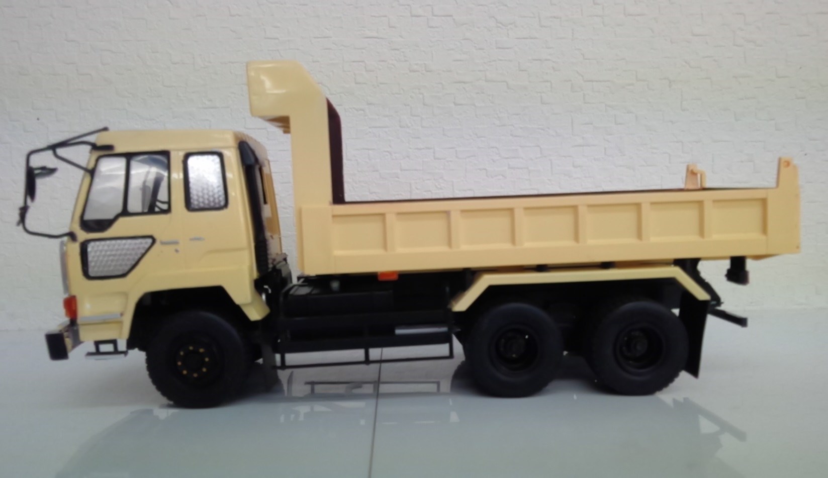 ザ・グレート ダンプ のプラモデル ( ಠωಠ) | 店舗おススメ情報