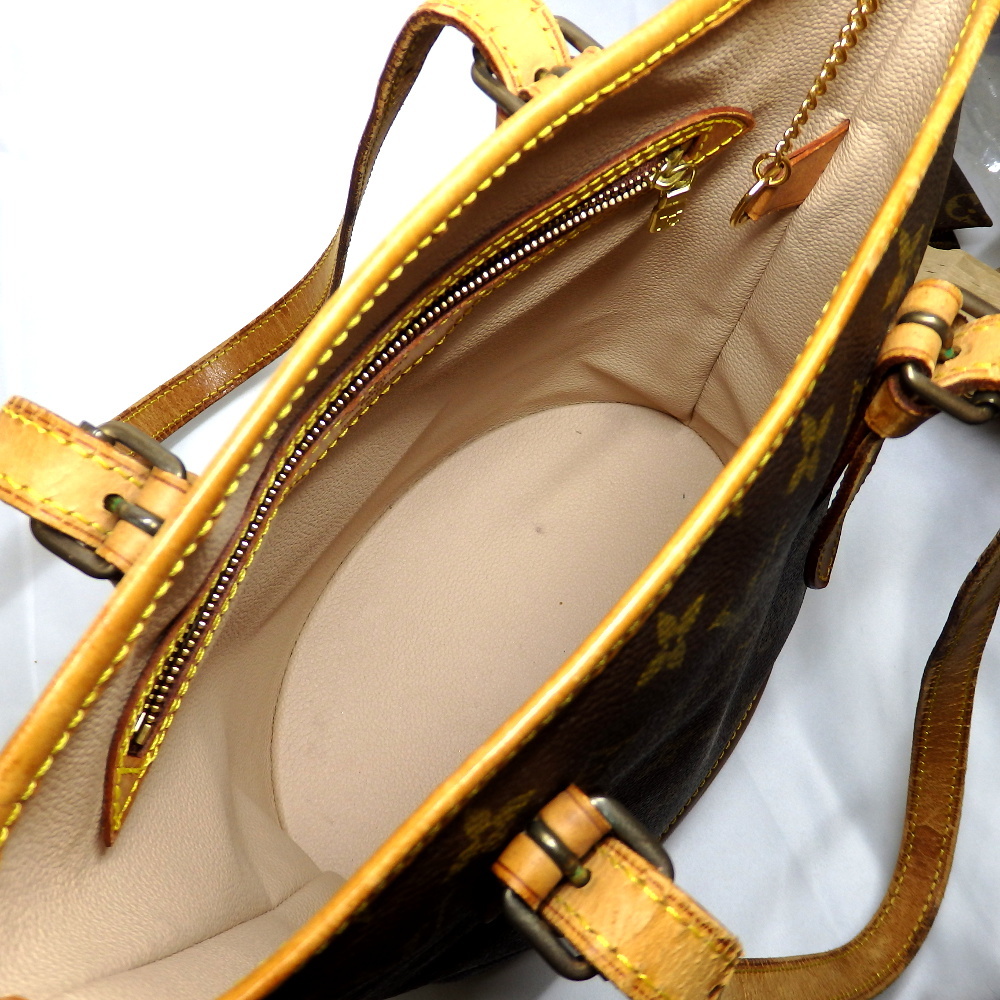 ルイヴィトン バケツPM バッグ モノグラム M42238の買取価格 - 神戸の