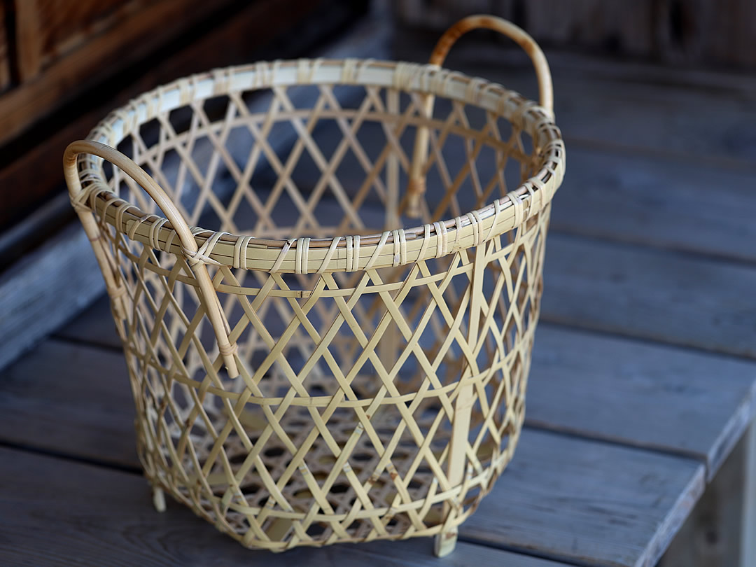お一人様の洗濯籠にポリエチレン製ランドリーバスケット - 竹虎四代目