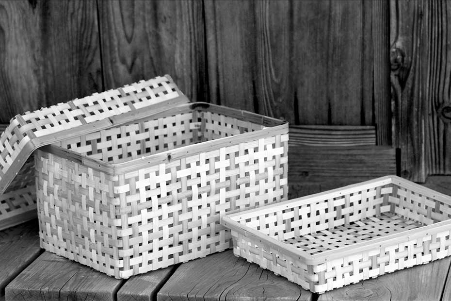 竹素地に土佐和紙、柿渋仕上げ 一閑張り行李(二段) | 虎斑竹専門店 竹虎