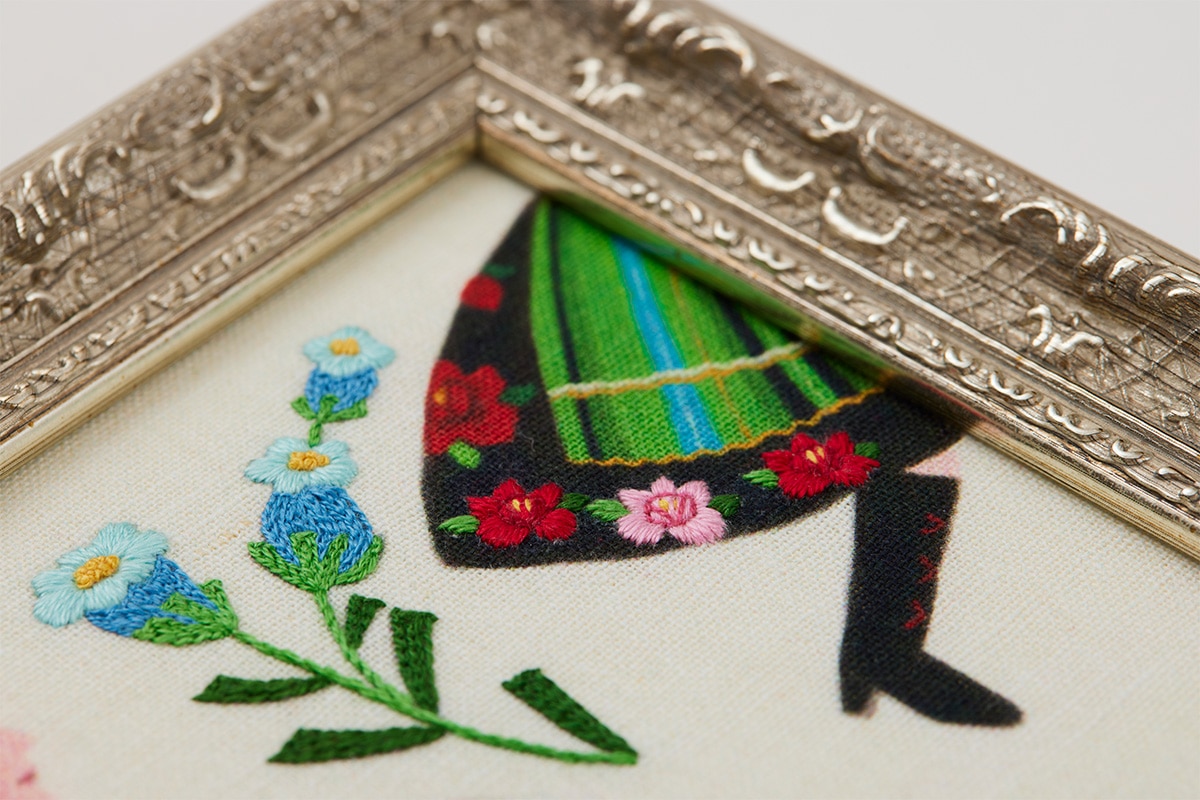 柏木リエさん×bitteさん 民族衣装の刺繍フレーム「ポーランド