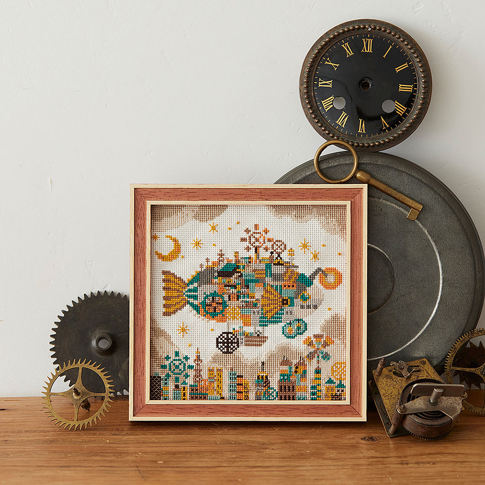 空想街雑貨店 空想の街 クロスステッチキット「空飛ぶ魚の街」: キット