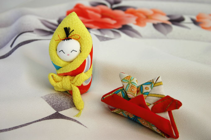 つるし雛 | つるし雛販売：飯田人形（磐田市つるしひな・正絹古布