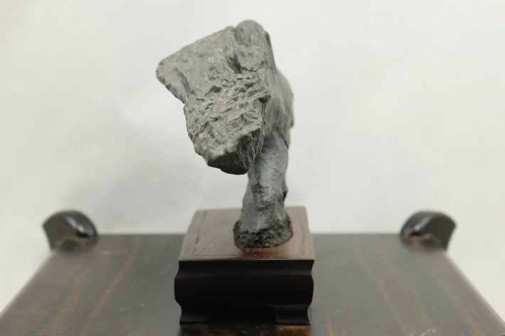 古谷石 （台座付） A3659☆下駄 茅舎石 姿石 添景 添配 水石 盆石 鑑賞