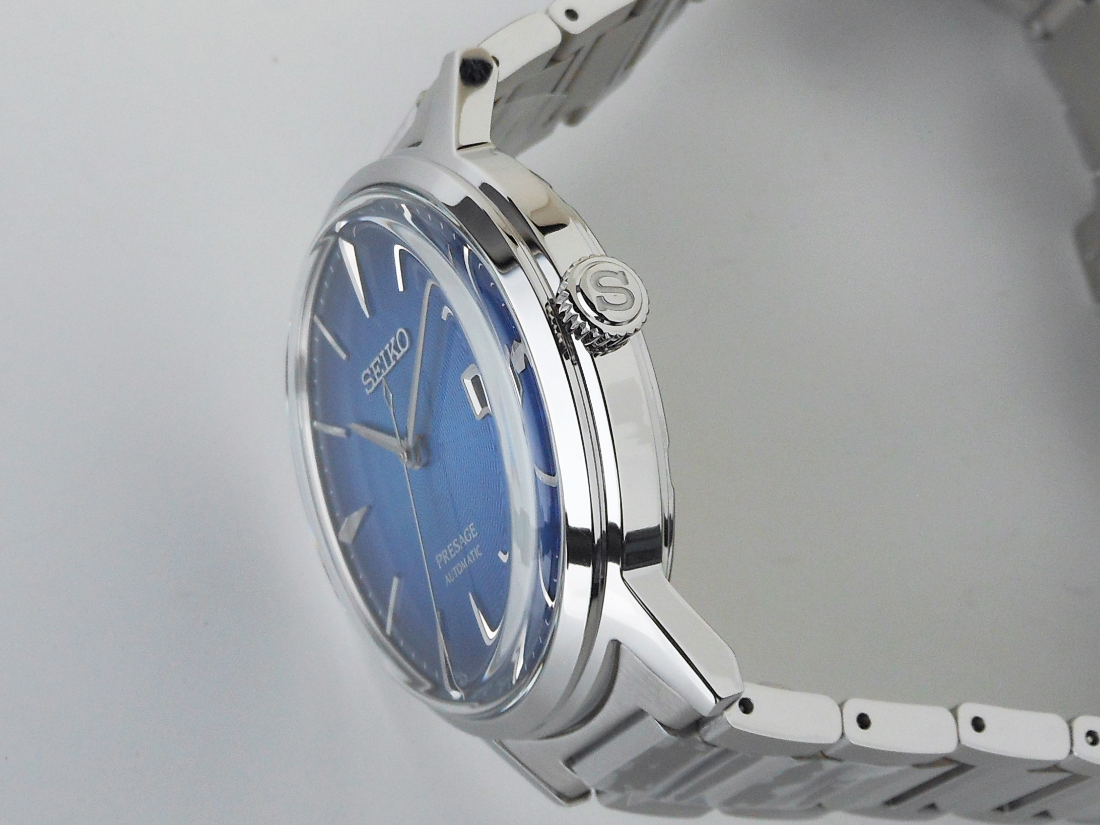 Basic line＞ブルーグラデーション | 静岡の宝石・時計専門店 内山