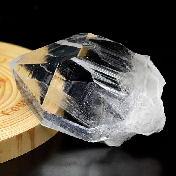 アーカンソー産 水晶ポイント・単結晶｜原産地より直輸入