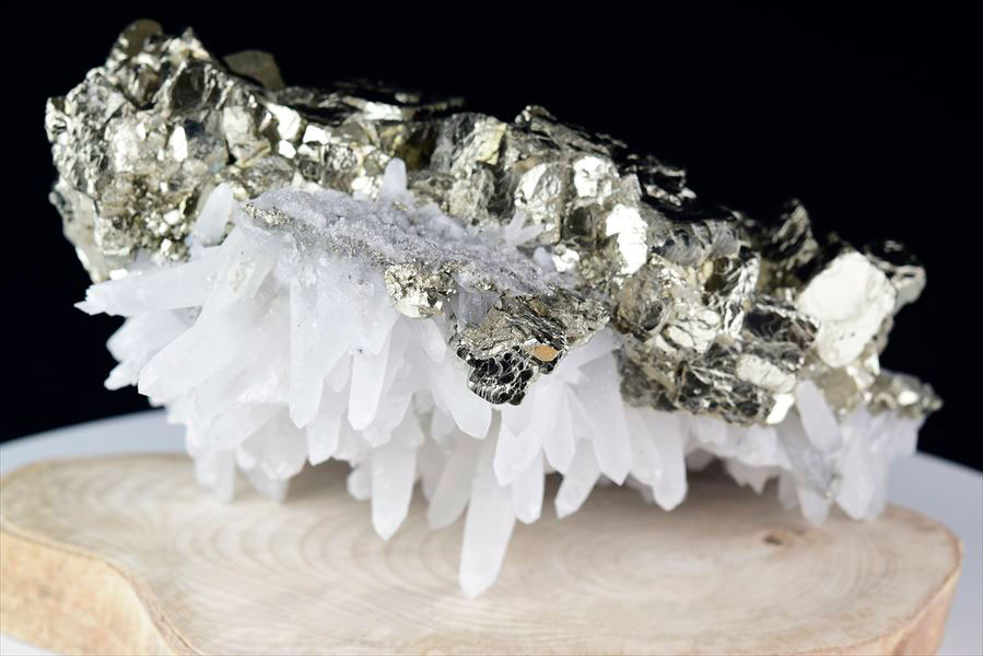 水晶共生・特大】パイライト クラスター｜黄鉄鉱｜原石｜激レア｜直