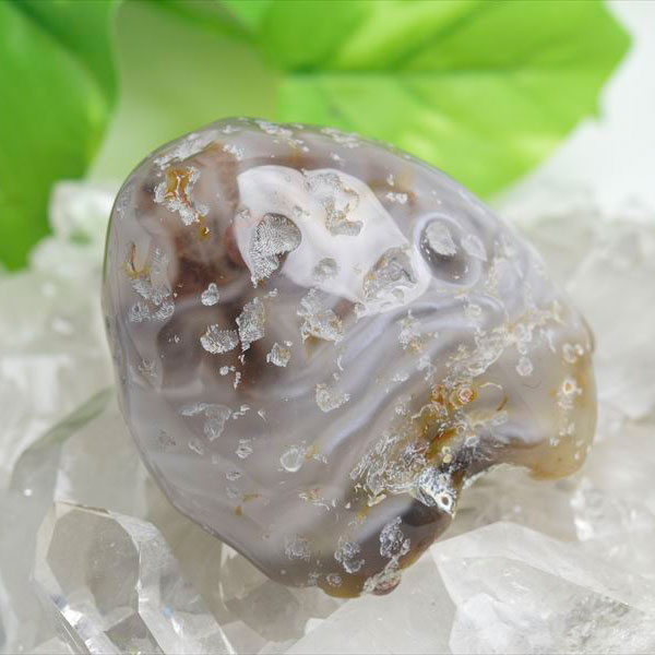 水入り瑪瑙 メノウ｜たっぷり水入り｜エンハイドロアゲート