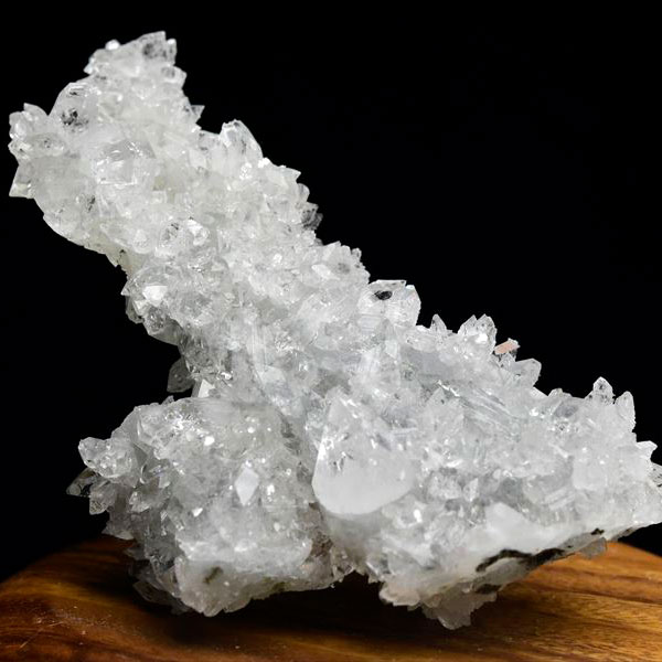 アポフィライト（魚眼石）原石｜約244.2g｜インド・プネー産（プーナ産