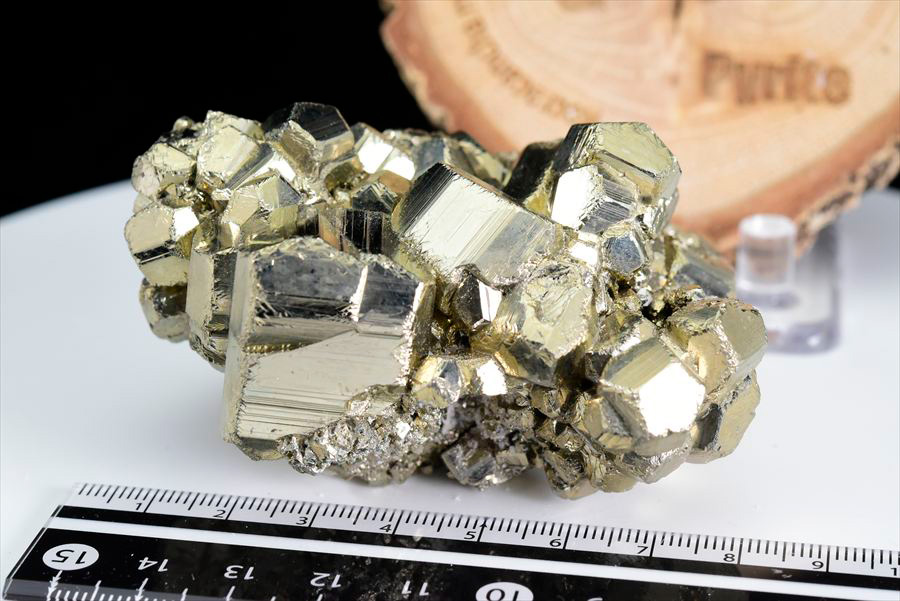 パイライト 黄鉄鉱 ペルー・ラクラカンチャ鉱山産｜希少産地