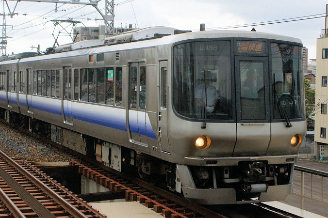 形式ガイド【223系・5000系】 - 日本の旅・鉄道見聞録-