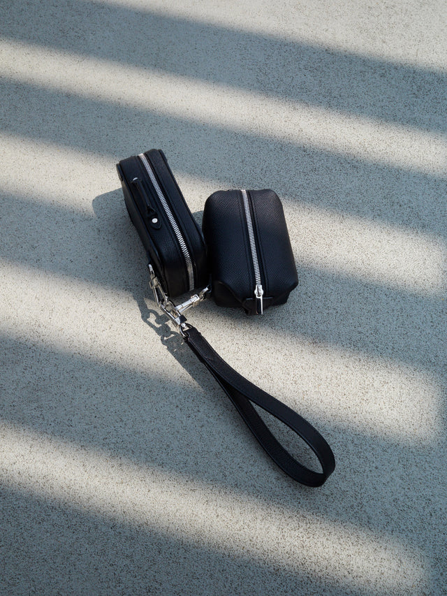 ヴァクトー vaqutaux ロゴ入りタンブラー&ホルダーケース voyage