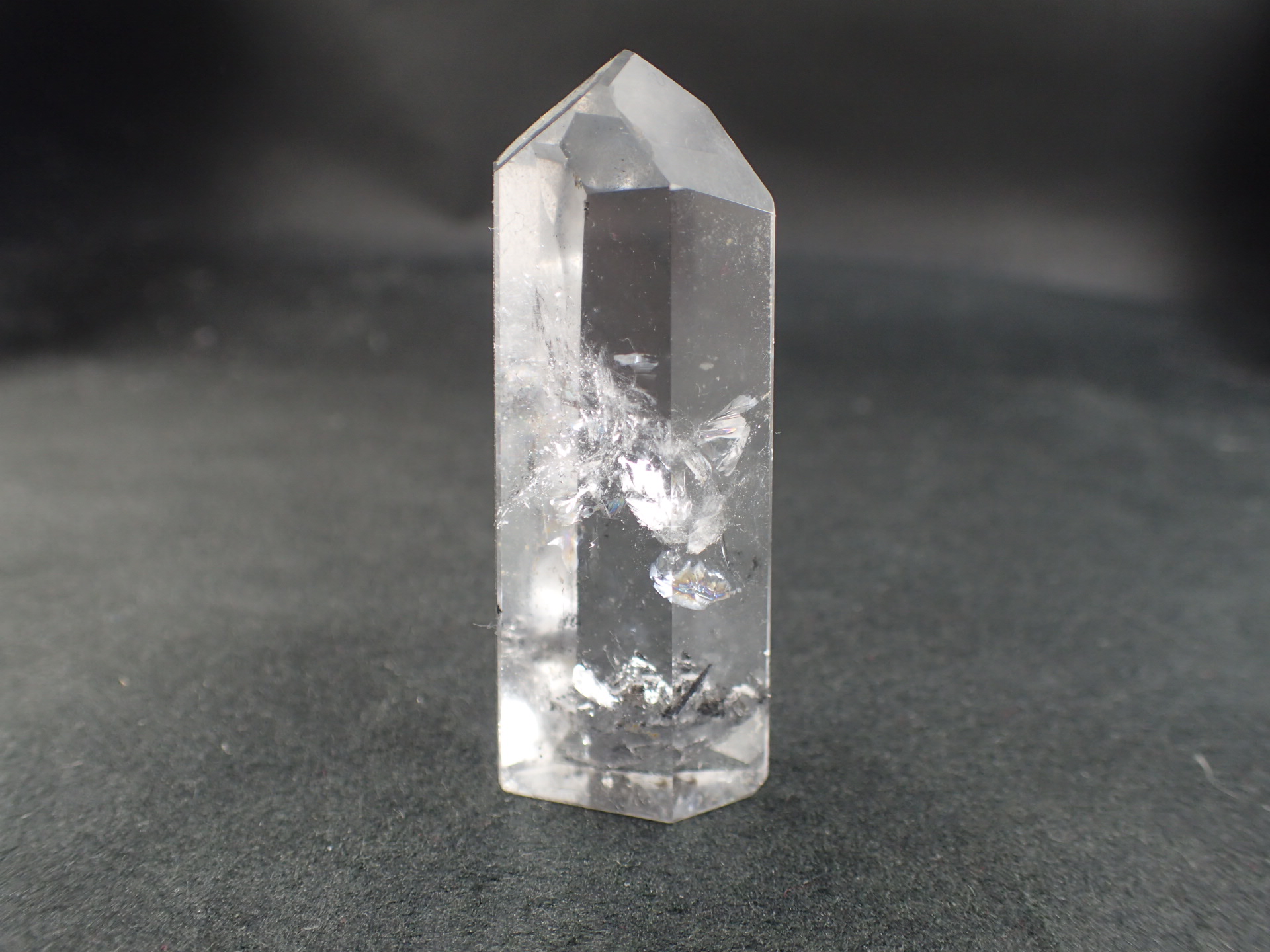 六角柱（ポイント） ｜石の販売専門店【vec stone club】