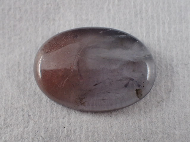 天然アイオライトサンストーン(Iolite Sunstone)菫青日長石 カボション
