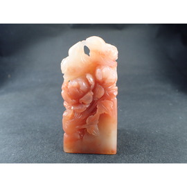 寿山石（芙蓉石）の彫刻 観音様 中国福建省産 ｜石の販売専門店【vec