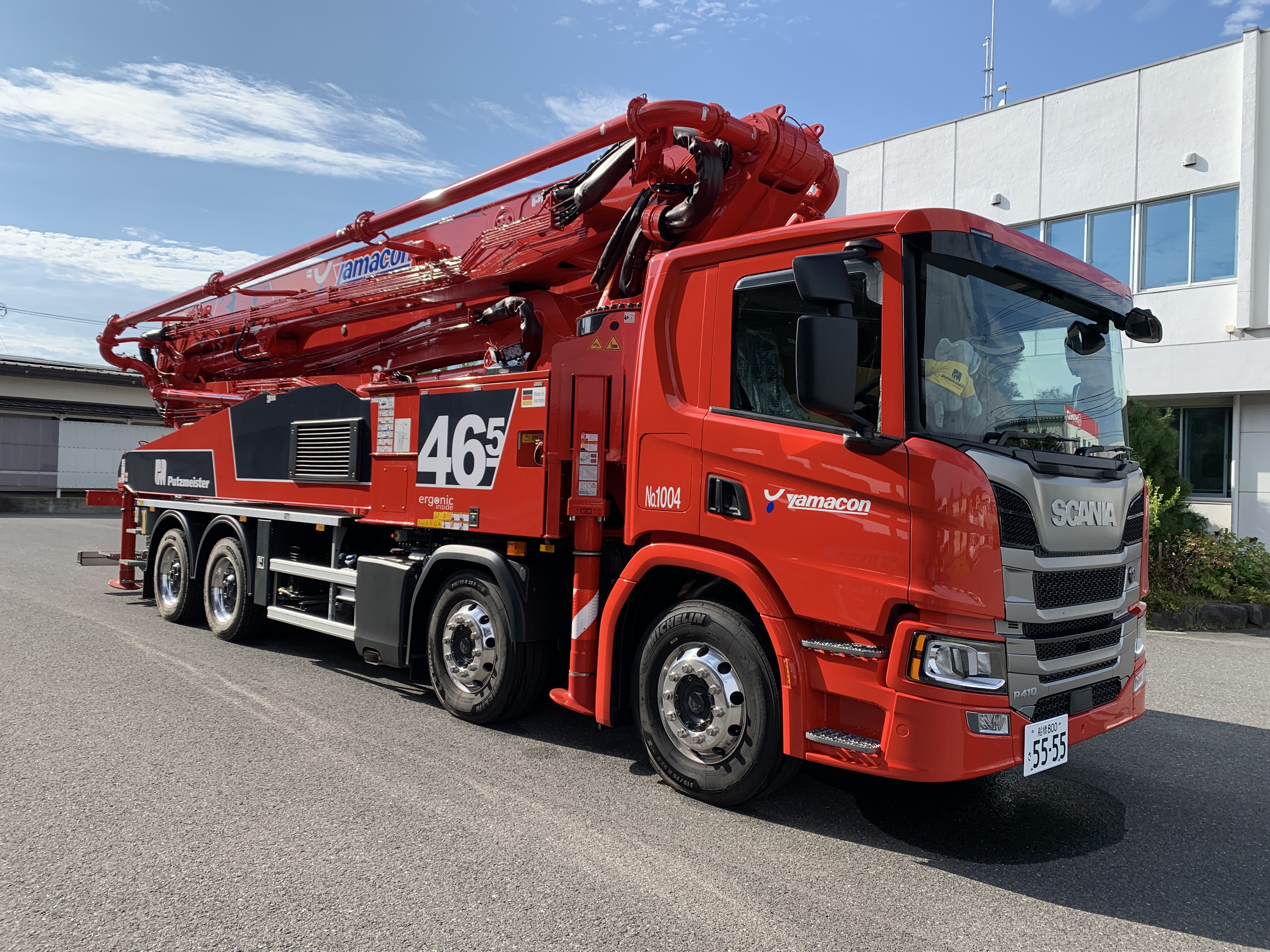 プツマイスター「BSF46-5.16HZ」46mコンクリートポンプ車が納車され