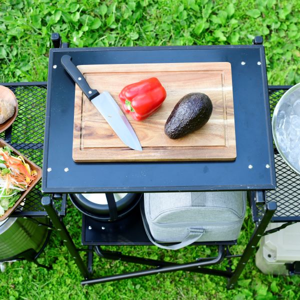 スタッフレビュー】キャンプにあると便利なキッチンスタンド