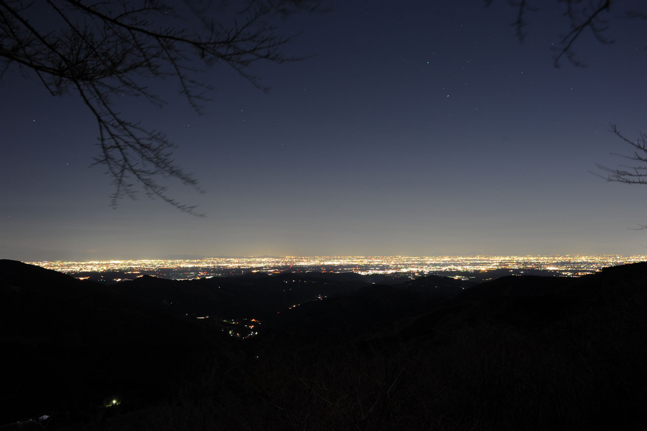 刈場坂峠の夜景 (埼玉県比企郡ときがわ町) -こよなく夜景を愛する人へ