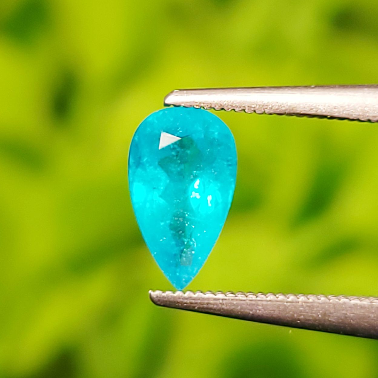 ブラジル産バターリャ鉱山パライバトルマリン0.552ct (中央宝石研究所