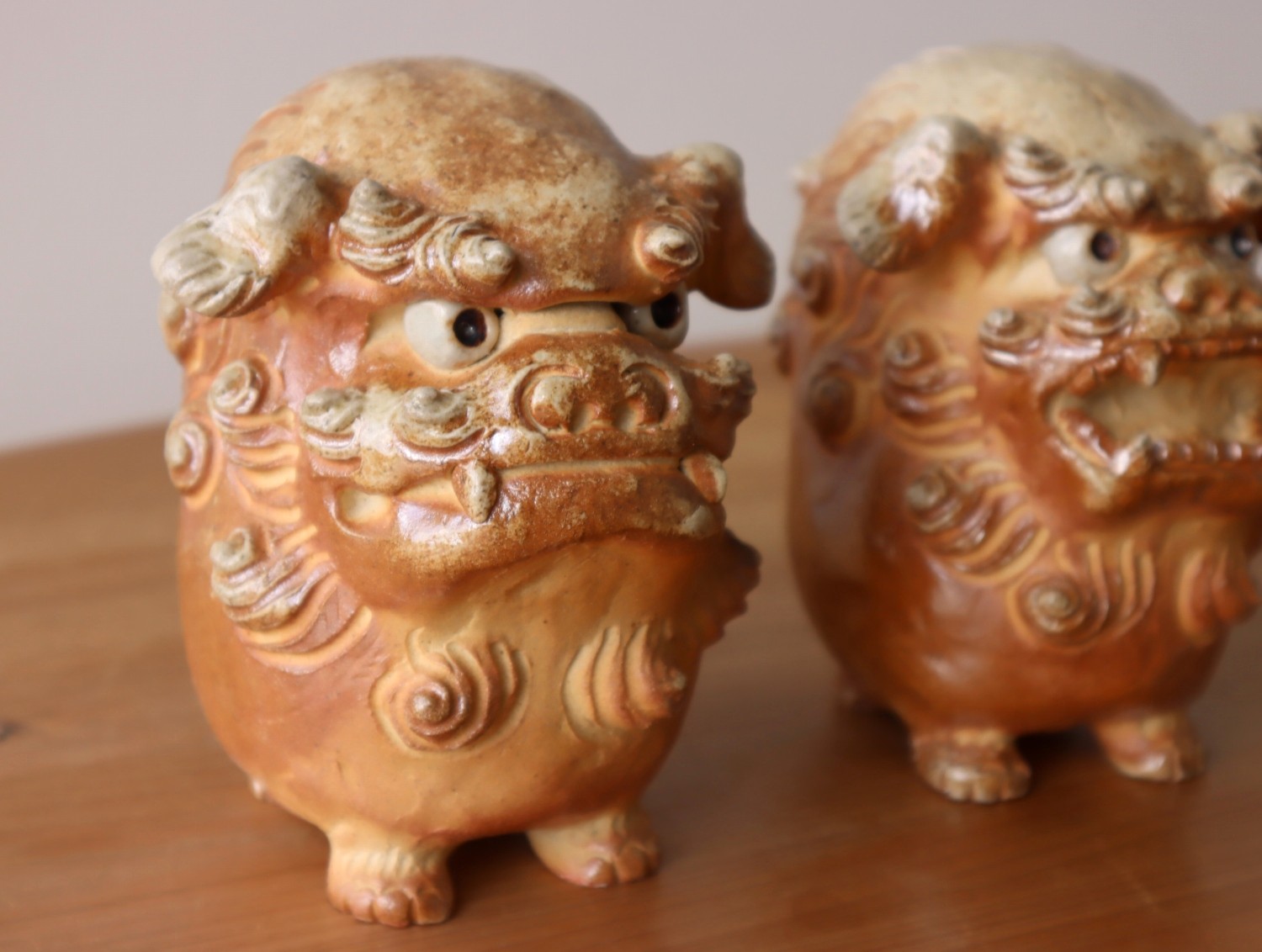 定価の50%OFF】手捻岩獅子＠大海 陽一 上焼 シーサー 置物 沖縄県産