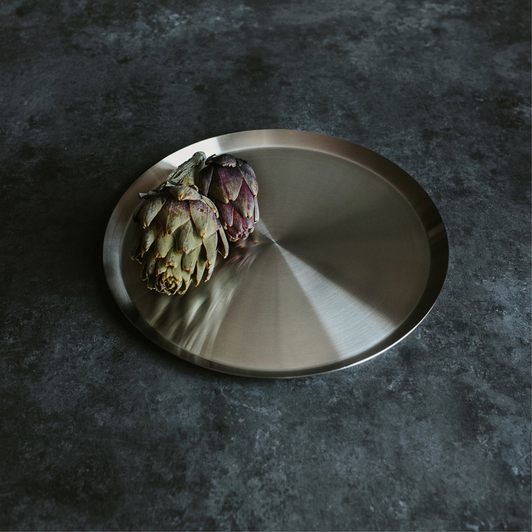 トレイ｜20523 ACIO HL ラウンドトレー 直径26cm 高さ1cm 18/10