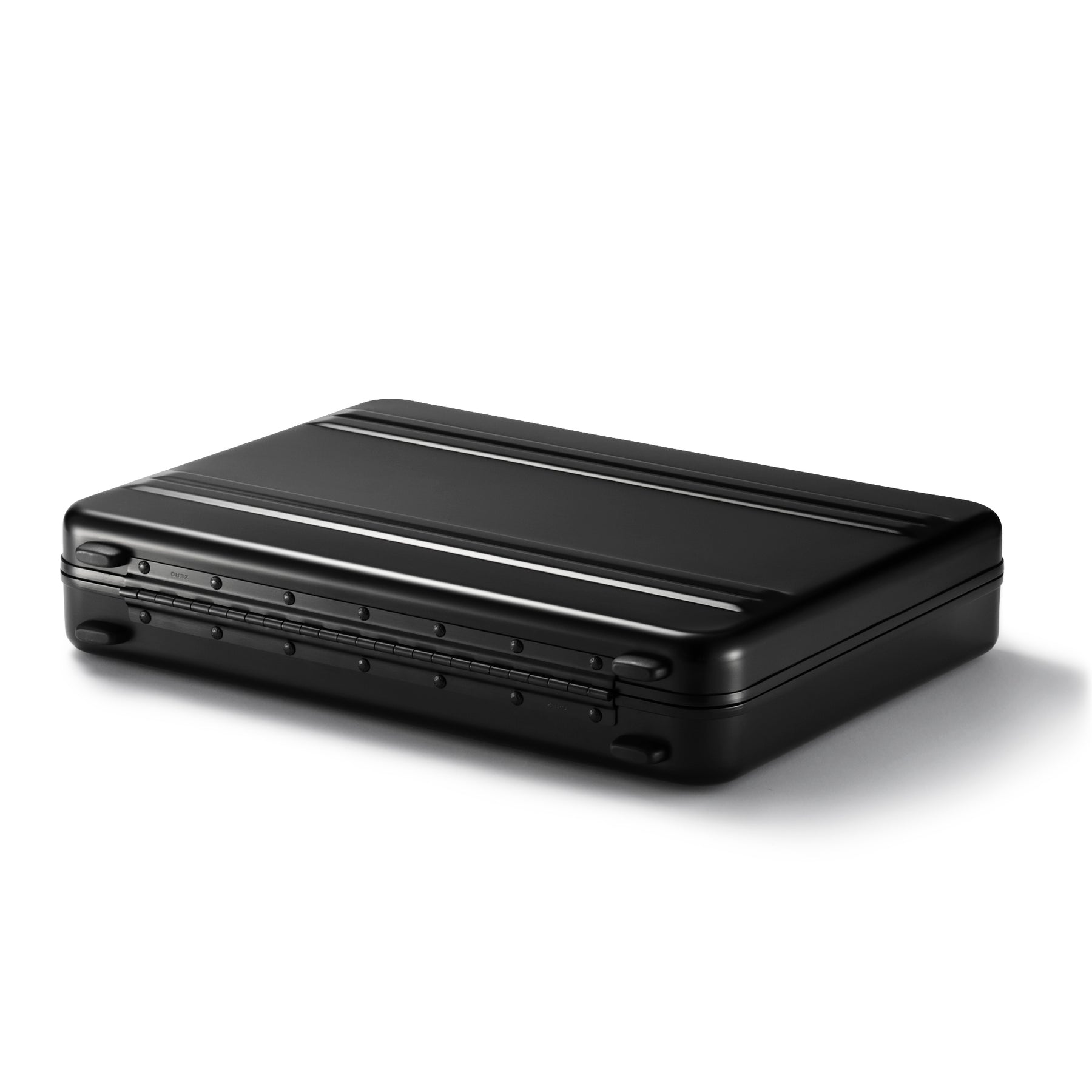 Slim Aluminum Attaché Case | ゼロハリバートン公式オンラインストア
