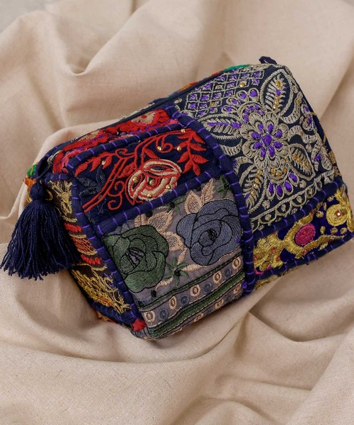ポーチ 刺繍 サリーパッチワーク スクエア ボックス インド レディース