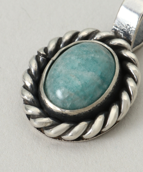 IENA（イエナ） チャーム ERICKA NICOLAS BEGAY/エリッカ ニコラス