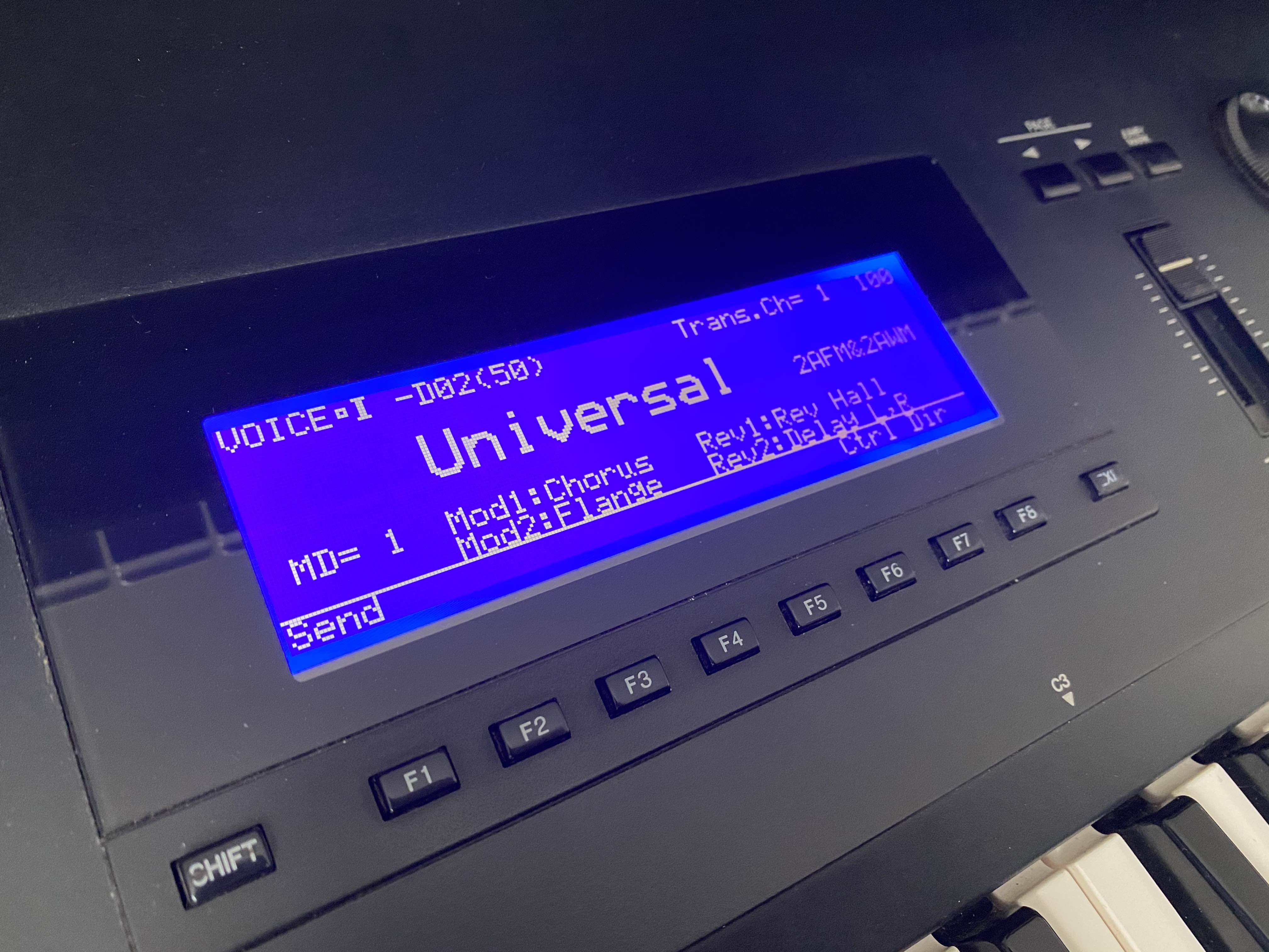 new LCD : What color did you choose ? - YamahaMusicians.com