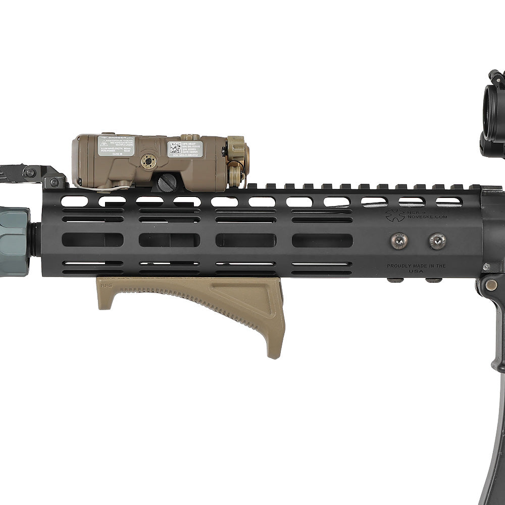 E&C 製 】M4 シリーズ対応 NOVESKE NSR N4 9インチ Gen.3 M-LOK ハンド