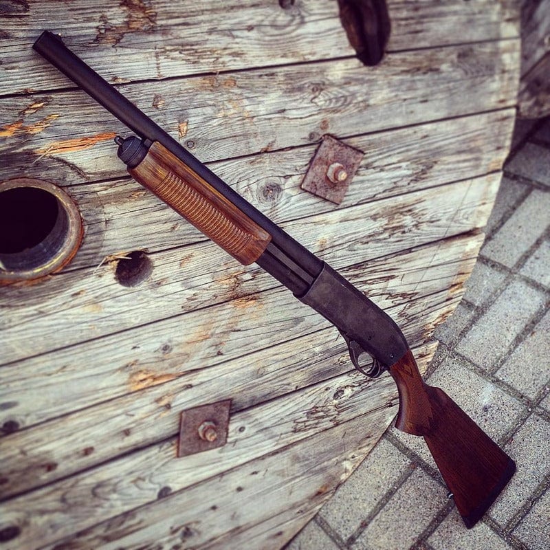 Tokyo Marui 🇯🇵 M870 Shotgun (Wood)