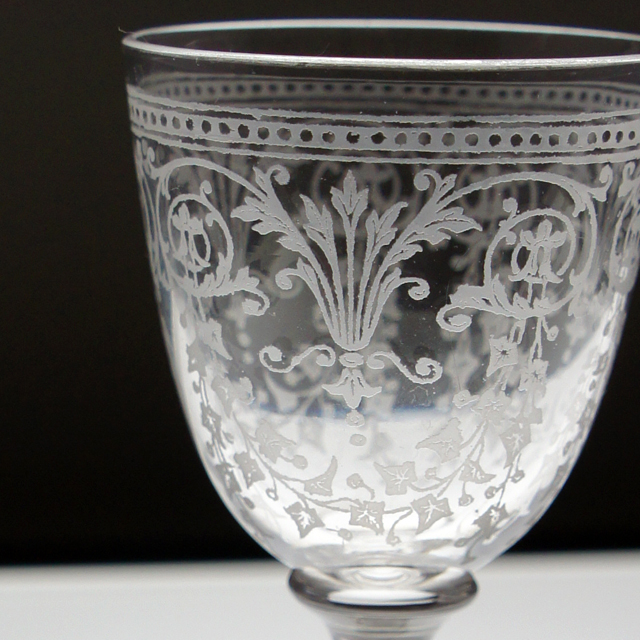 オールドバカラ「エッチング文様(ステム付) リキュールグラス 高さ7cm