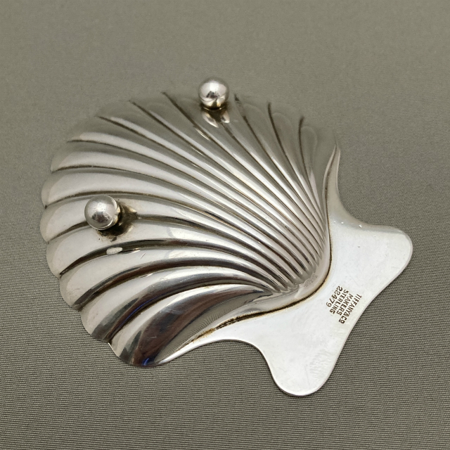 ティファニー「シェル型ミニトレー」《アンティックかとう》