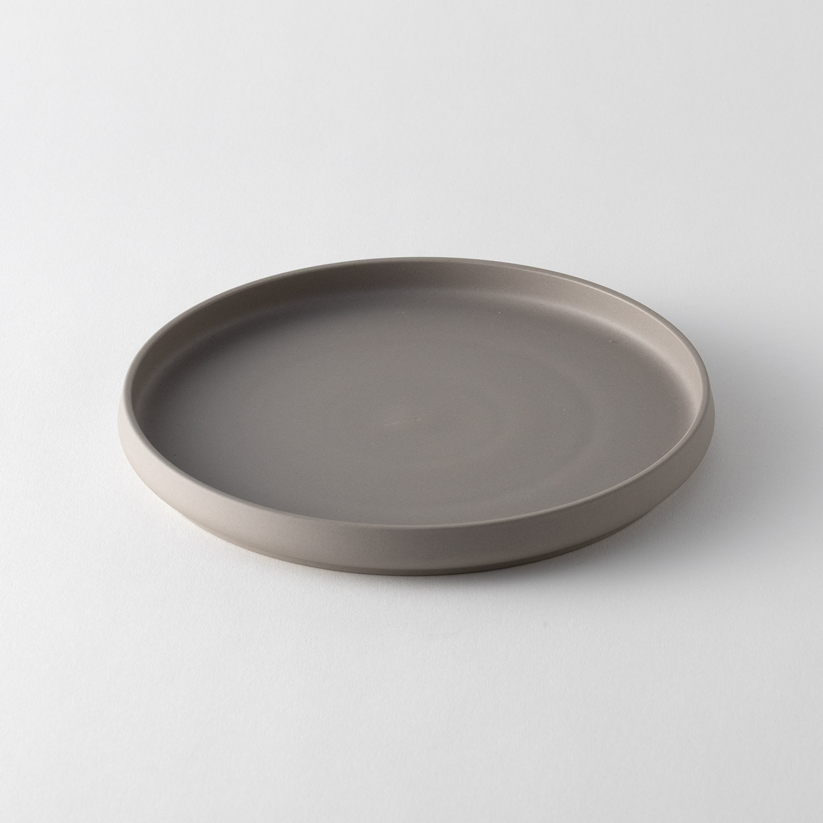 MORIYAMA 切立皿21cmグレー｜アンビ