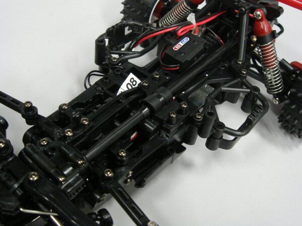 ASCII.jp：タムテックギア初の4WD「ホットショット4WD」で遊んでみた